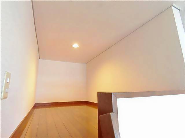 その他部屋・スペース　（参考写真）ロフトは物置としても利用できます。