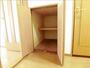 その他　（参考写真）廊下にも収納があります。