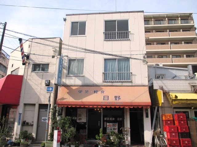 尼崎市杭瀬本町のマンションの建物外観