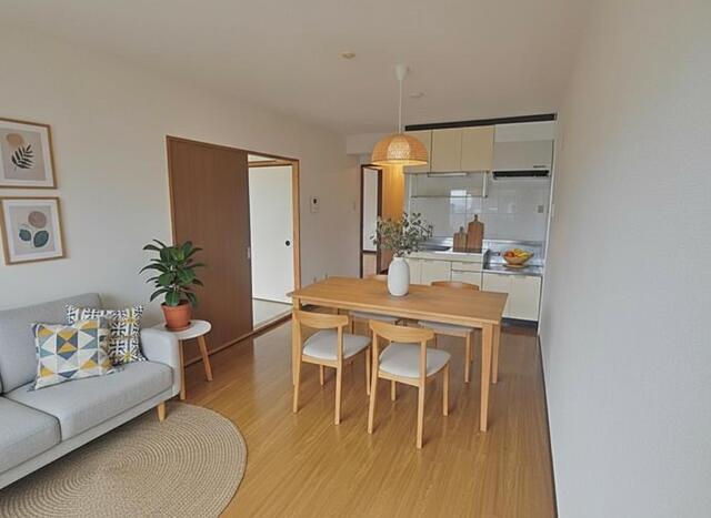 居室・リビング　南面ダイニング６帖です♪（家具はイメージです）