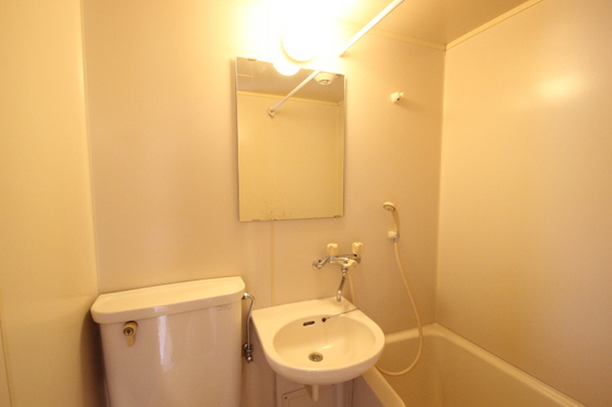 洗面設備　※別部屋の写真です