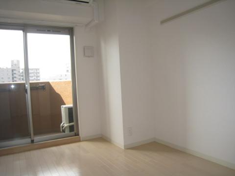 居室・リビング　室内