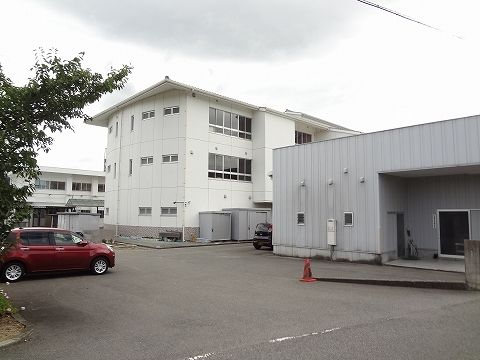 小学校　江原南小学校（小学校）まで850m