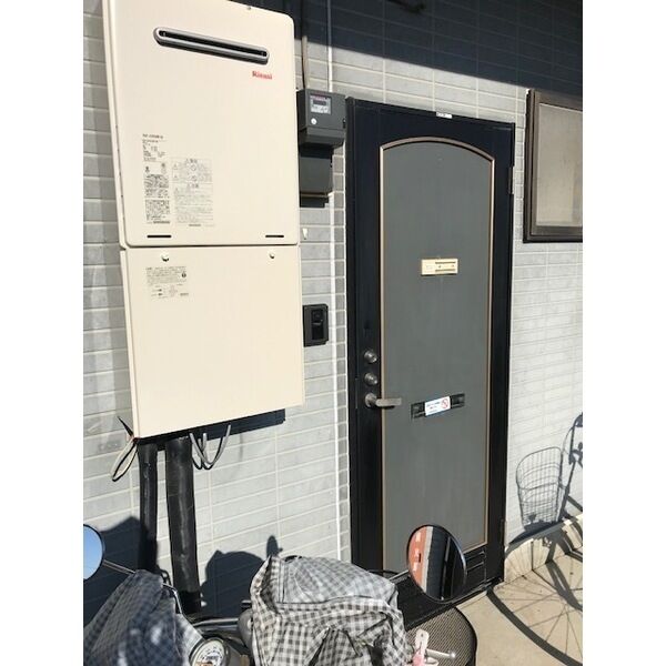 玄関　玄関部分です。