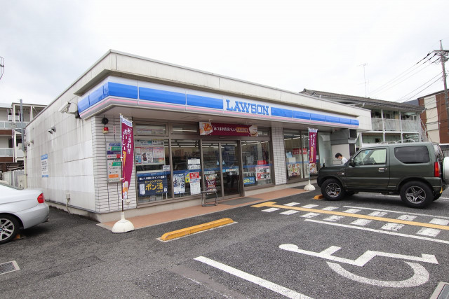 コンビニ　ローソン　富士見水谷店（コンビニ）まで300m