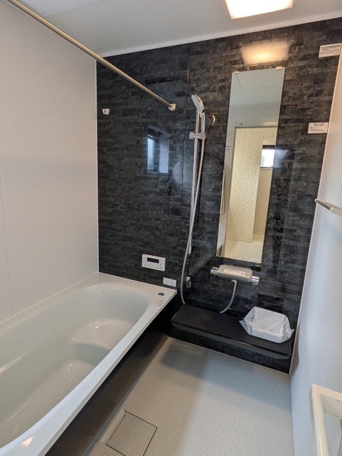 バス・シャワールーム　浴室