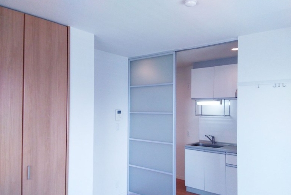 居室・リビング　☆明るい居間☆