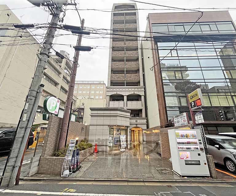べラジオ四条烏丸IIIの外観写真