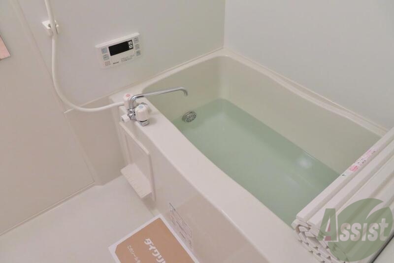 バス・シャワールーム　バスルームの清潔感って大事ですよねー、きれいなお風呂です