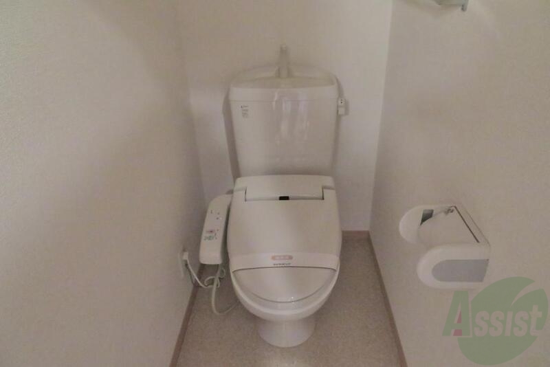 トイレ　トイレにはウォシュレットももちろん完備です