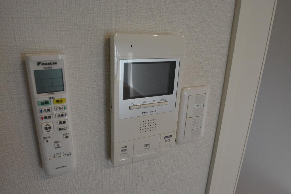 セキュリティ　カメラ付インターホン