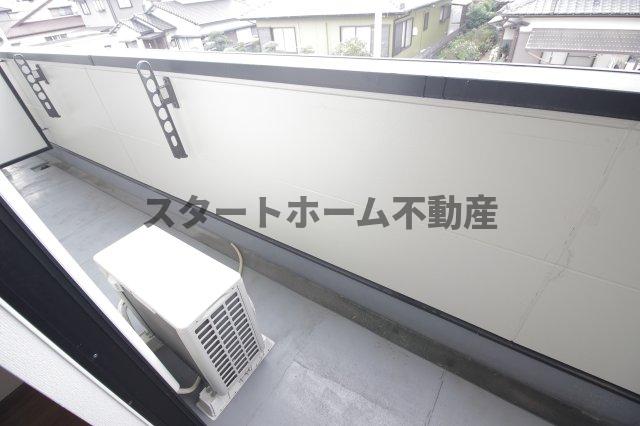 バルコニー　広々としたバルコニーです