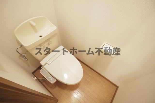 トイレ　コンパクトで使いやすいトイレです