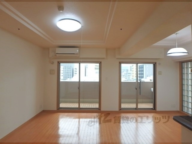 居室・リビング　洋室