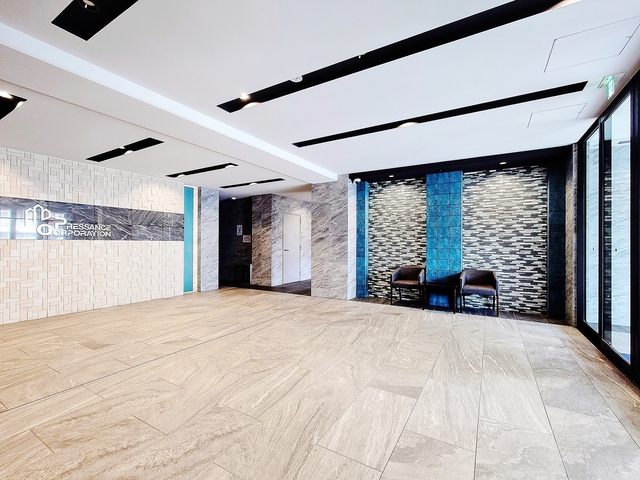 ロビー　ロビーフロワー・宅配ＢＯＸ・防犯カメラ付エレベーター