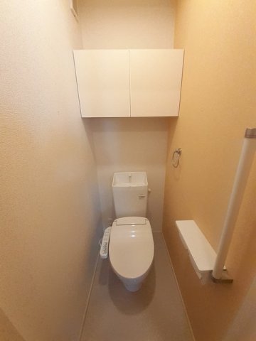 トイレ　トイレもきれいです