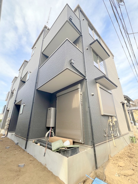 建物外観　建築中