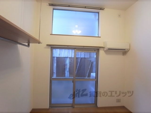 居室・リビング　居室