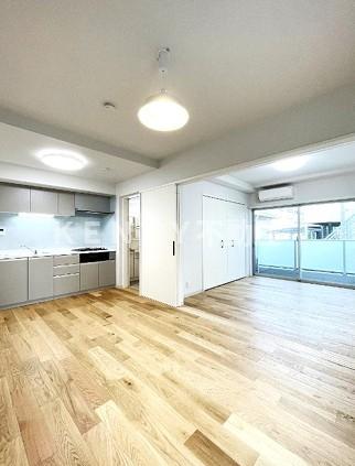 キッチン　コンパクトなキッチンで掃除もラクラク