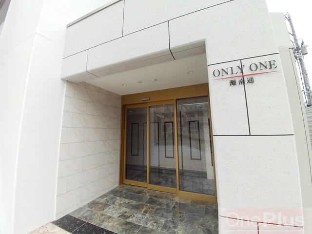 エントランス　建物の内部です
