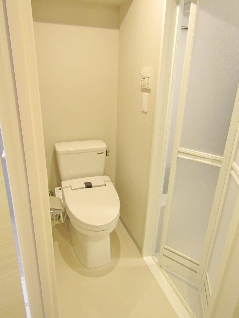 トイレ　※別部屋参考写真