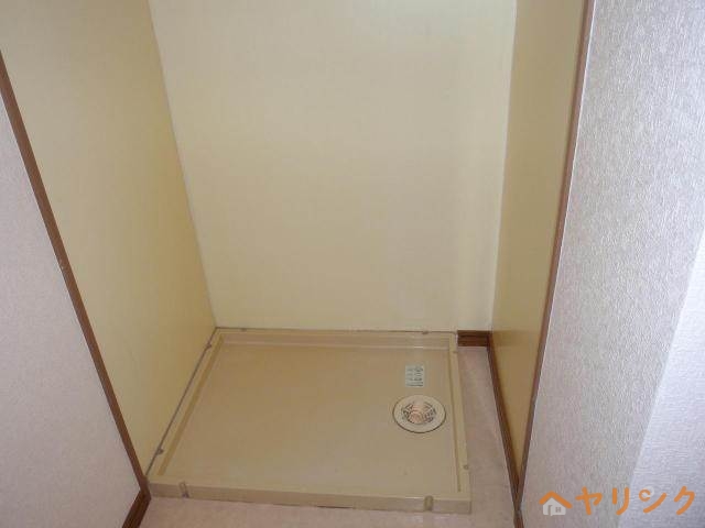 その他設備　洗濯機置場