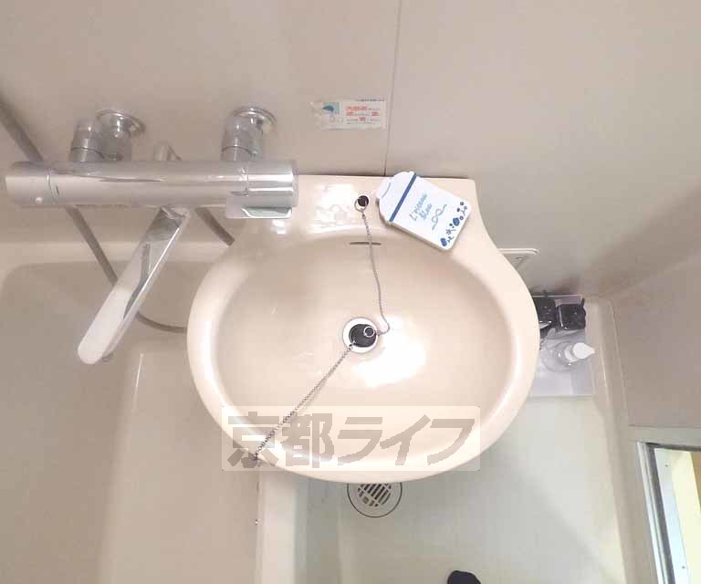 洗面設備　洗面台です。