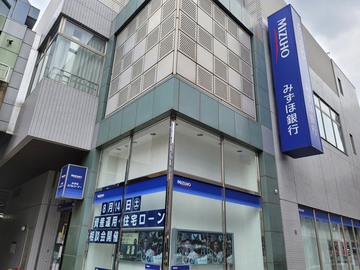 銀行　みずほ銀行東久留米支店（銀行）まで174m