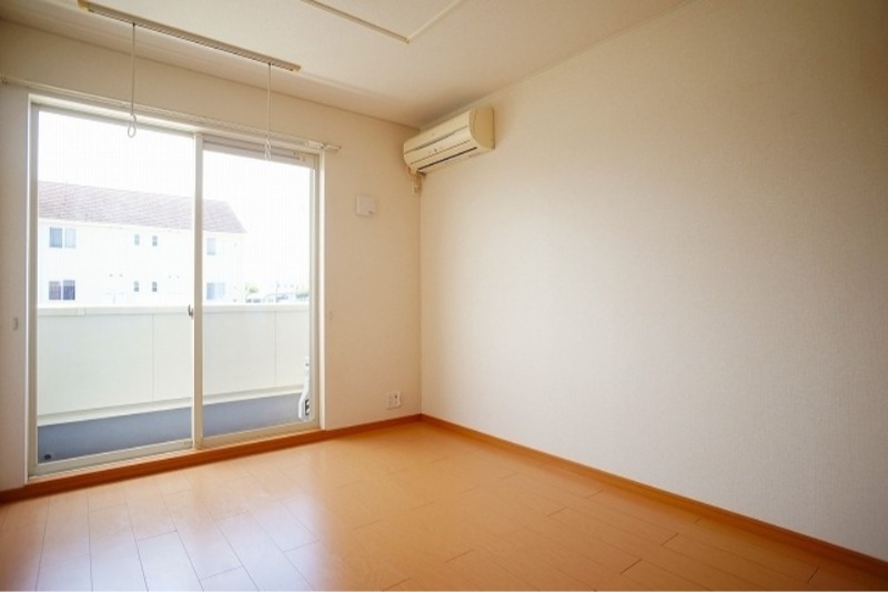 居室・リビング　図面と現状に相違がある場合には現状を優先