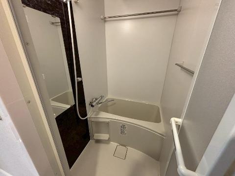 バス・シャワールーム　バス（イメージ）