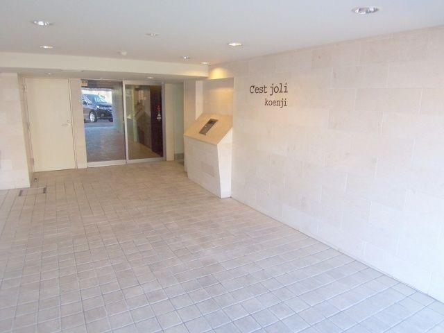 その他　エントランス