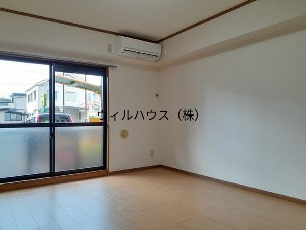 その他部屋・スペース　明るい洋室！