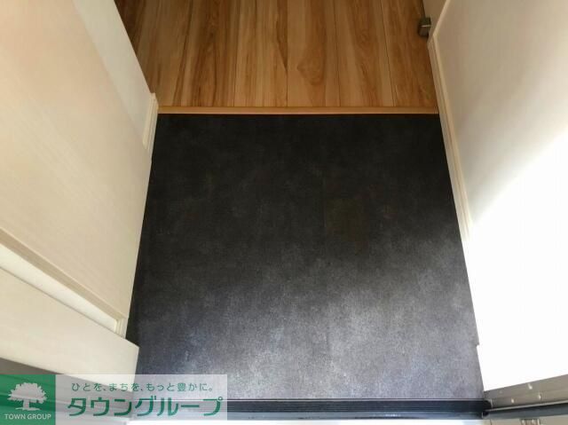 玄関　★お問い合わせはタウンハウジング祖師ヶ谷大蔵店まで★