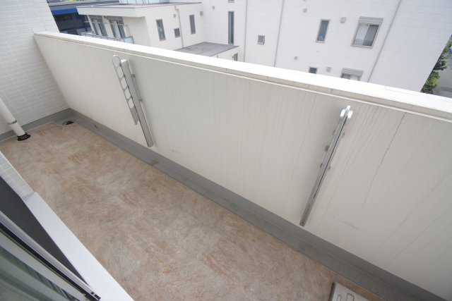 バルコニー　同物件別部屋参考写真です。