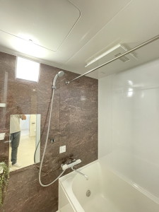 バス・シャワールーム　※別部屋の参考写真となります