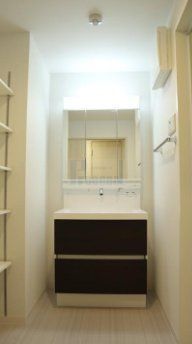 洗面設備　使いやすい独立洗面台☆