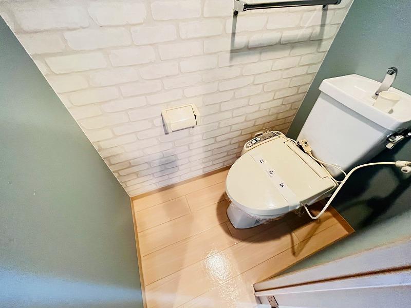 トイレ　トイレ