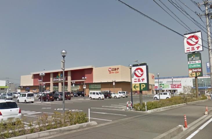スーパー　ニシナフードバスケット総社東店（スーパー）まで433m