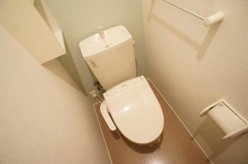 トイレ　図面と現状に相違がある場合には現状を優先