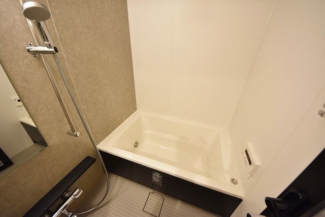 バス・シャワールーム　タウンハウジングレジデンス事業部　恵比寿店・赤坂店までお問…