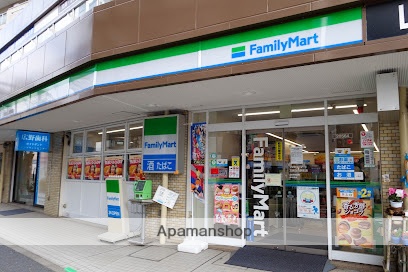 コンビニ　ファミリーマート文京白山駅前店（コンビニ）まで345m