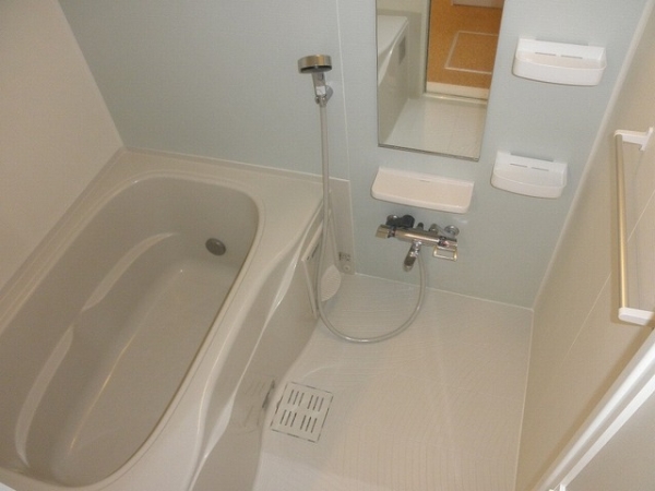 バス・シャワールーム　一日の疲れを癒してください