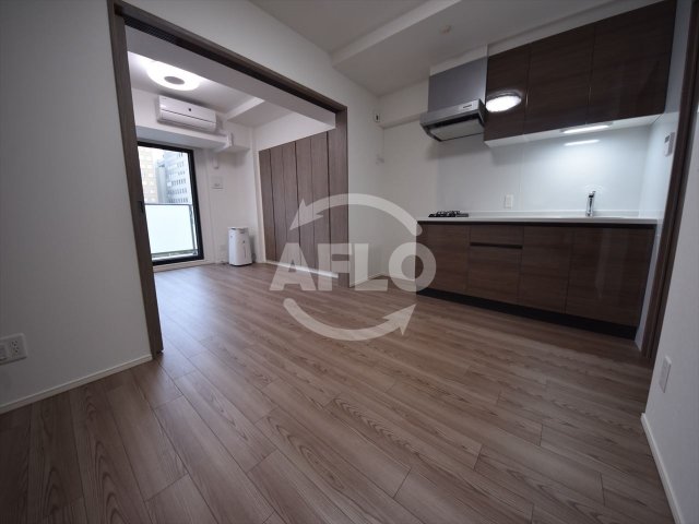 居室・リビング　ルネフラッツ谷町四丁目　リビング