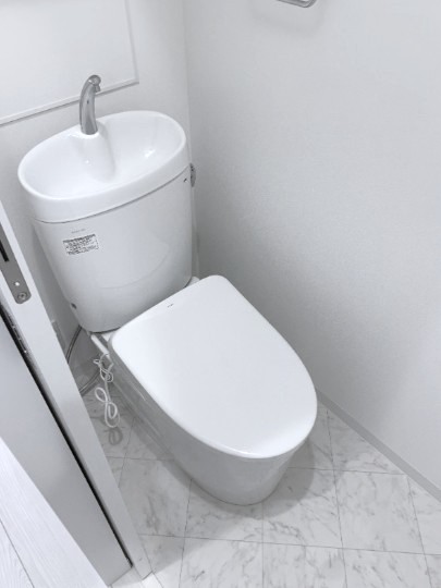 トイレ　トイレ