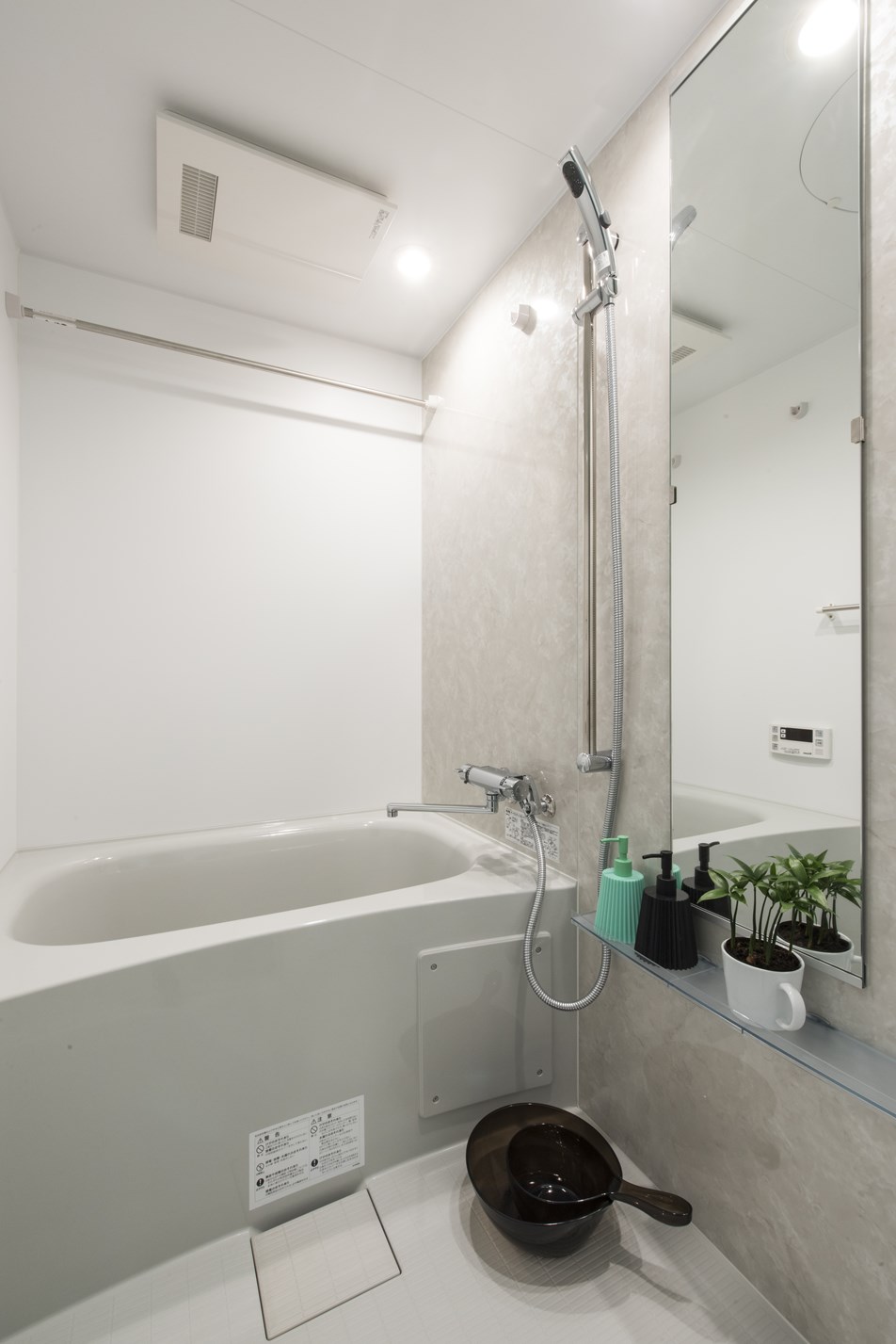 バス・シャワールーム