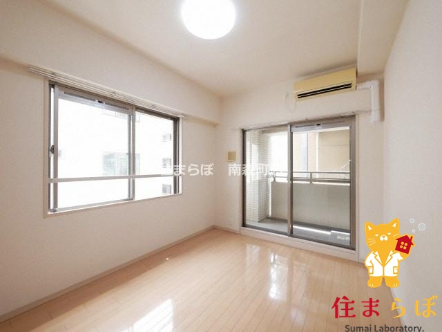 居室・リビング　「“合う暮らし”を、LINEで一緒に描こう。」