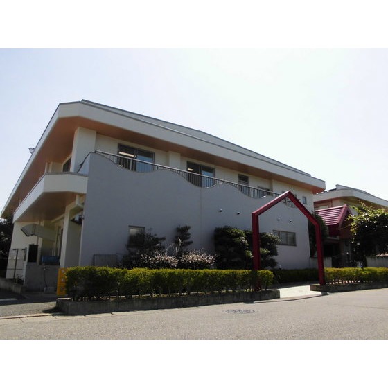 幼稚園・保育園　かざぐるま保育園（幼稚園・保育園）まで575m