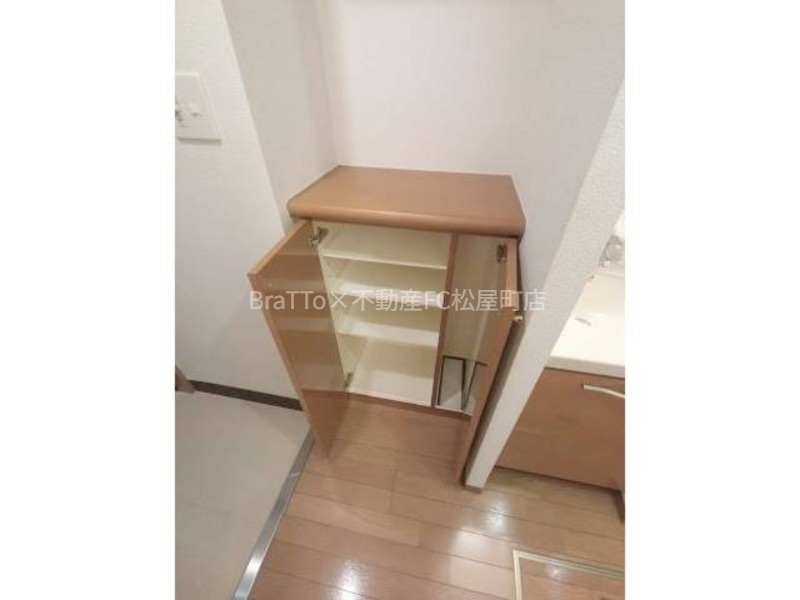 収納　収納（シューズボックス）