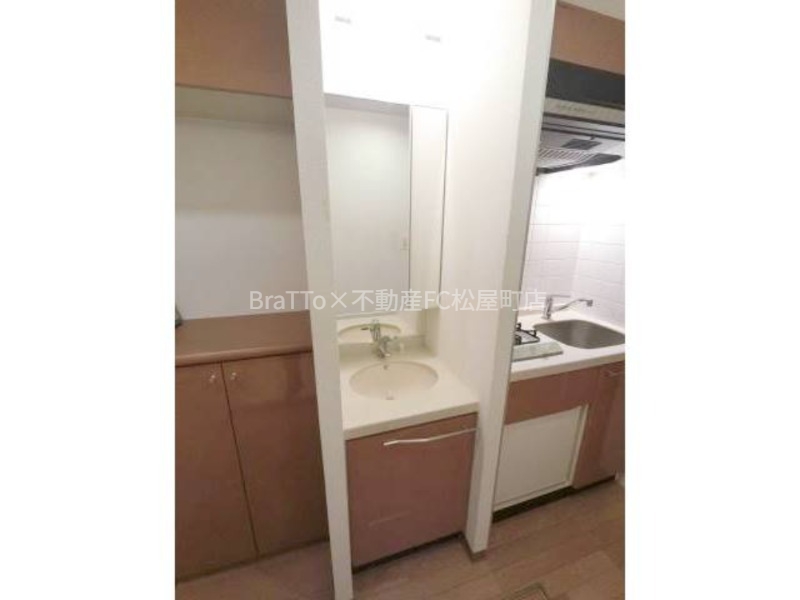 洗面設備　独立洗面台