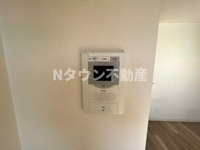 セキュリティ　モニター付きインターフォンです。